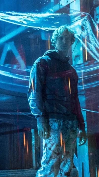 Artist Portrait Iyho