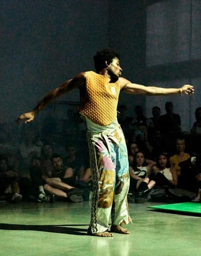 Artist Portrait Thomias Radin