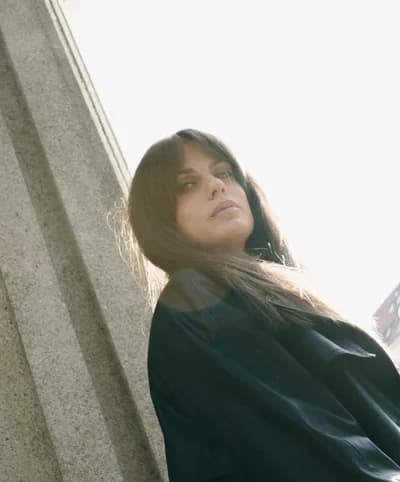 Artist Portrait Vanda Petrella